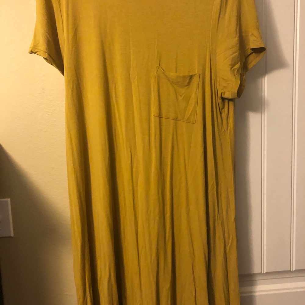 LuLaRoe XL mustard Carly. *Major Unicorn*